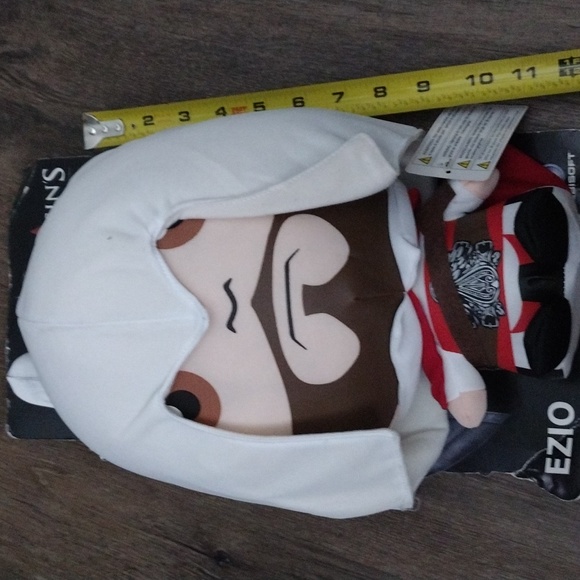 🎁Assassin's Creed Ezio Plush Doll Toy 12 in - Picture 5 of 7